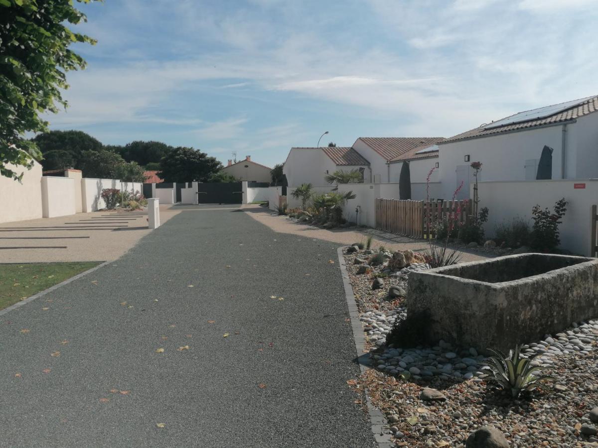 La Corvette Maison Avec Piscine/Parking/Wifi/Plages 5Kms Les Mathes Luaran gambar